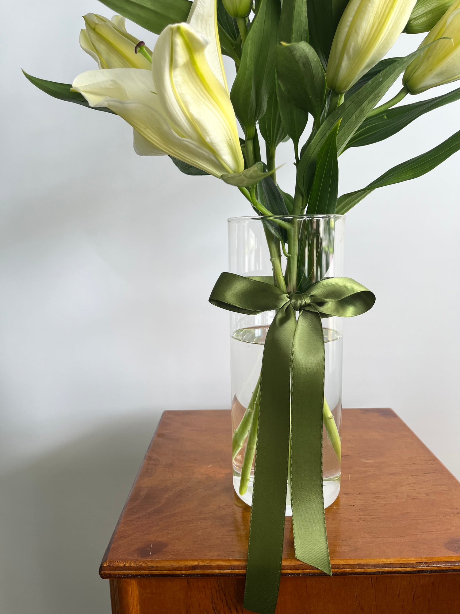 Classic Lily Vase