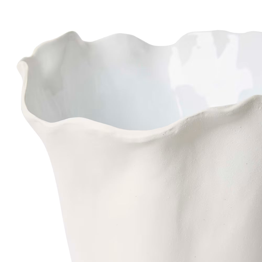 Lucia Vase