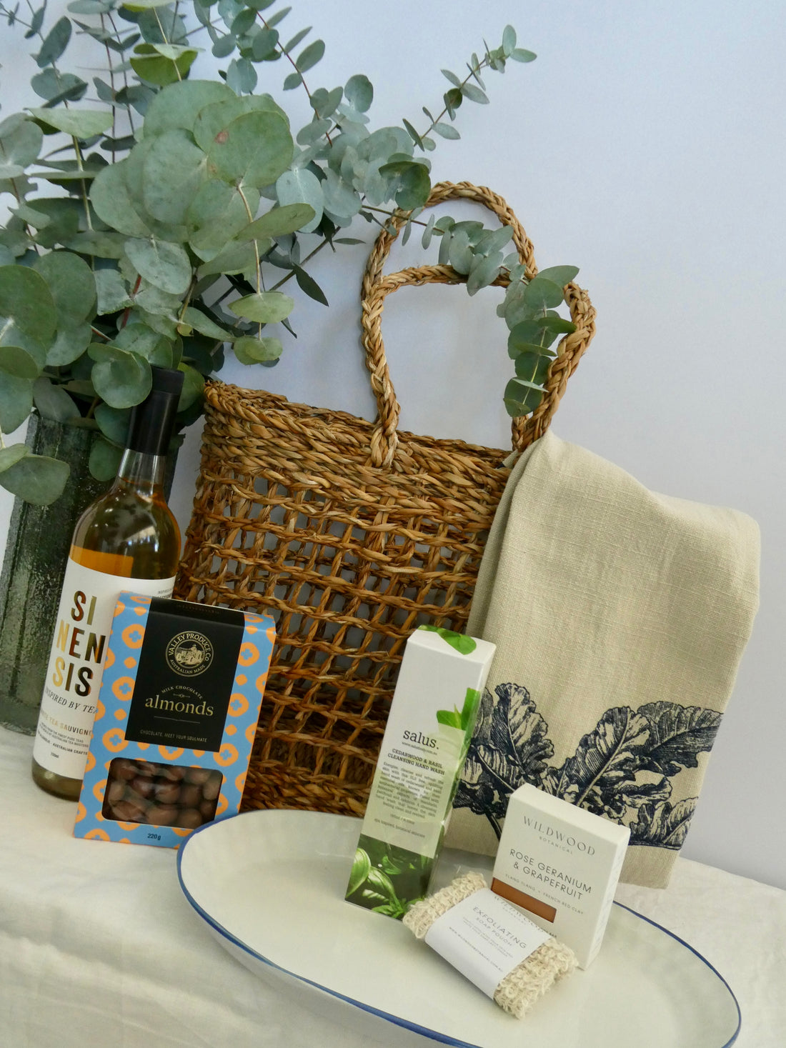 Luxe Home Hamper