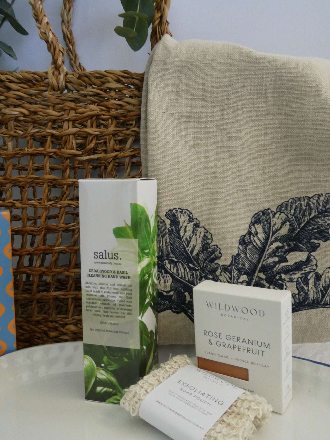 Luxe Home Hamper