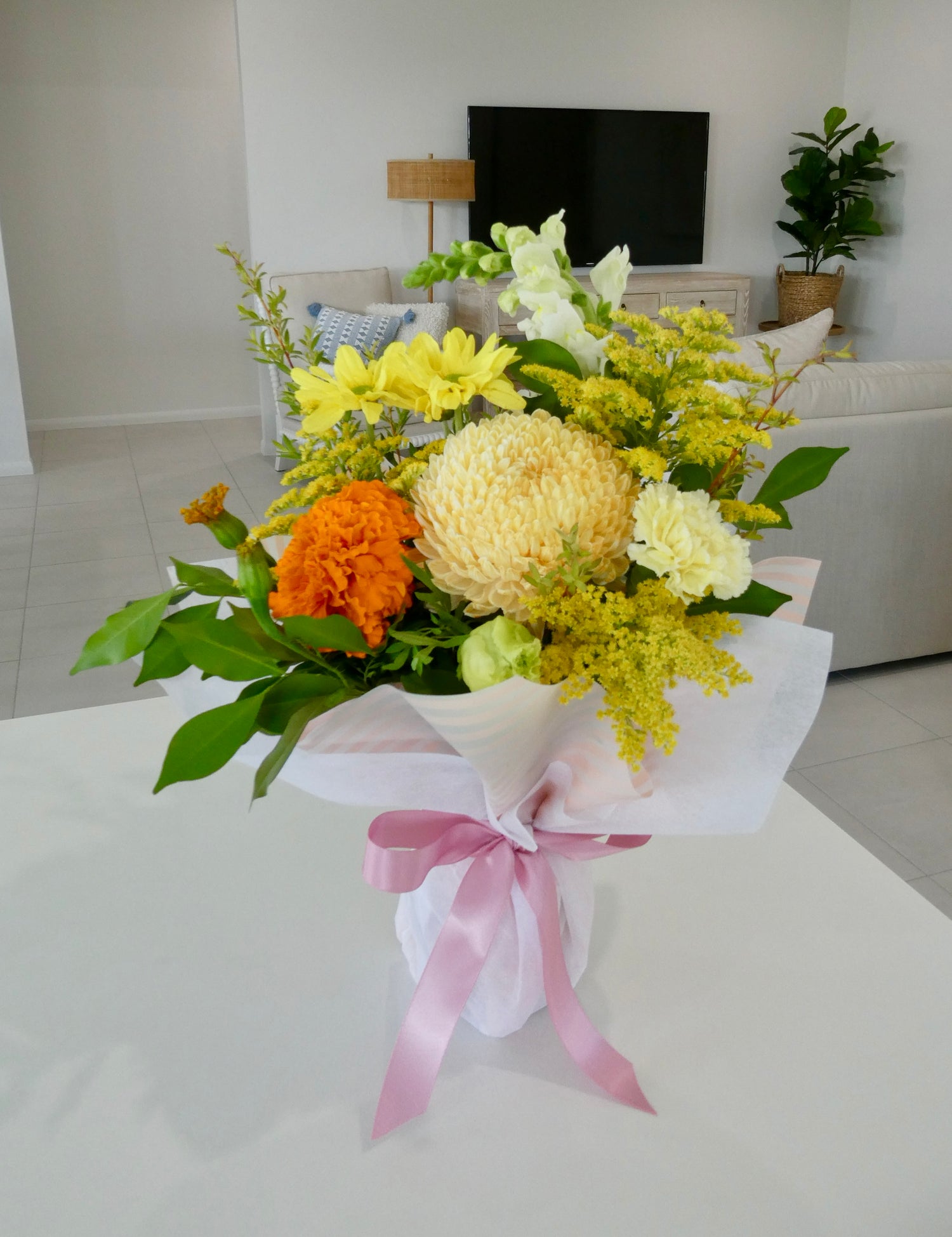 Mumosa Posy